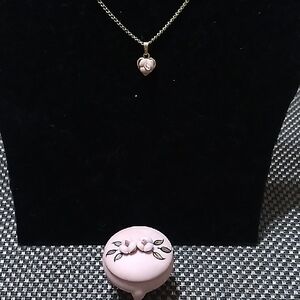 Elegant Gold Heart Pendant Necklace